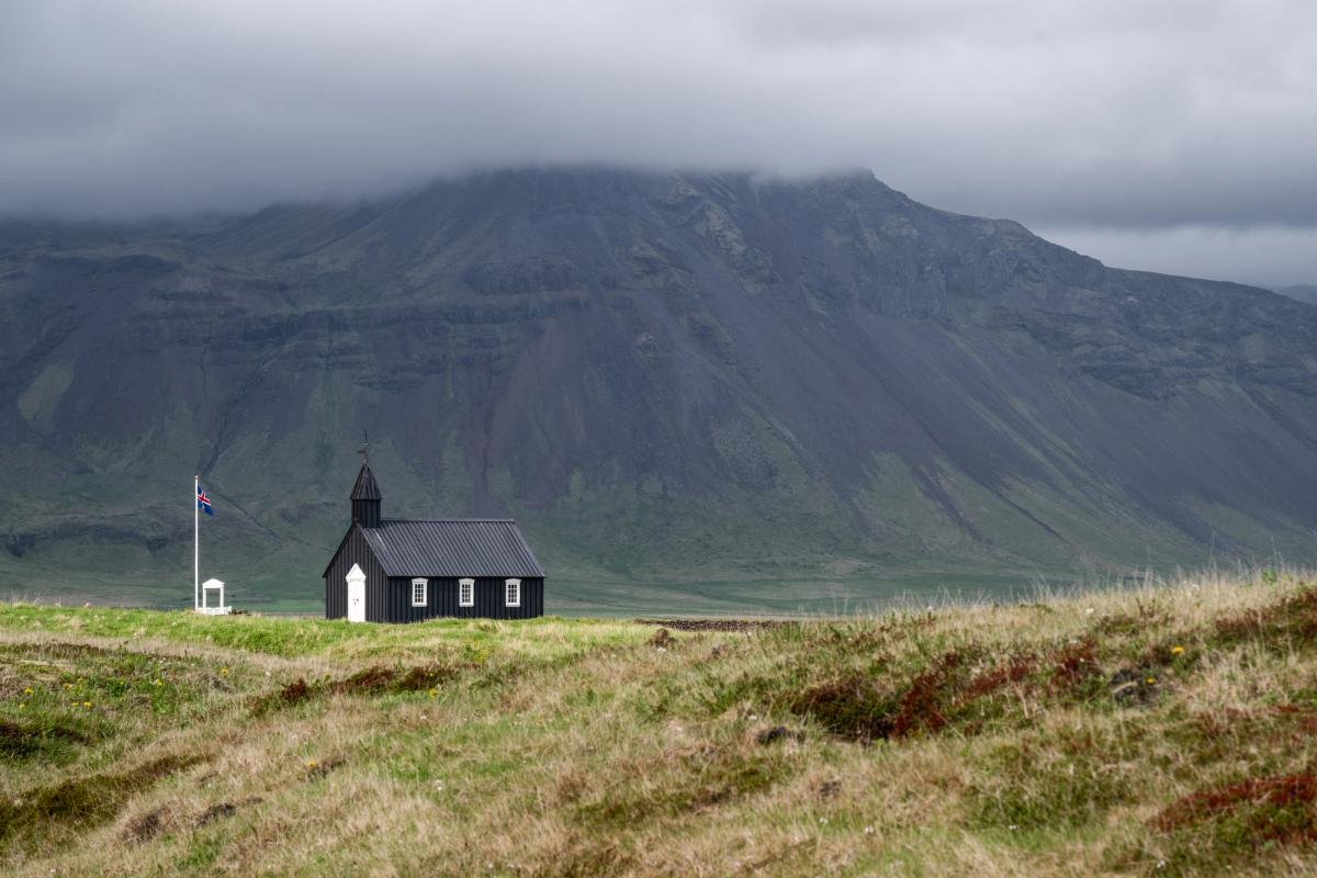 Búðakirkja (Black Church of Búðir)