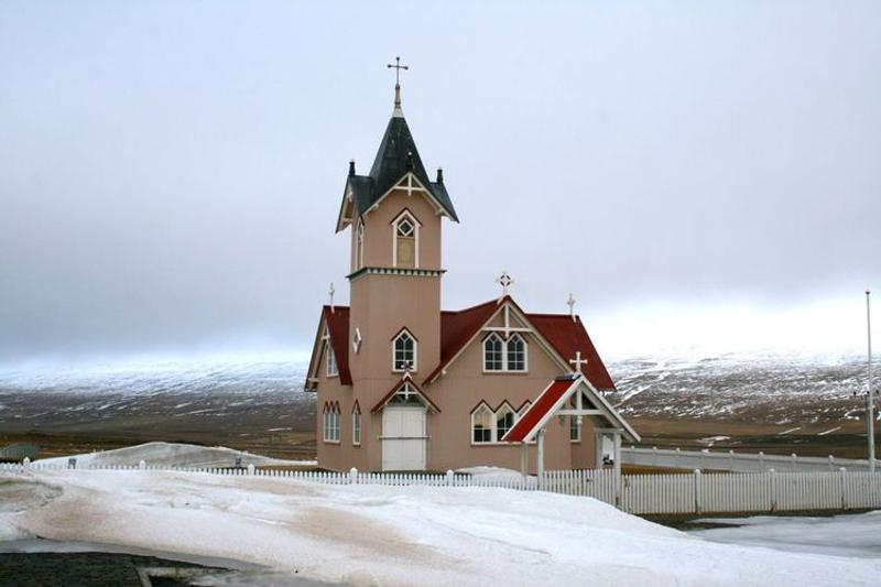 Hjarðarholtskirkja í Dölum