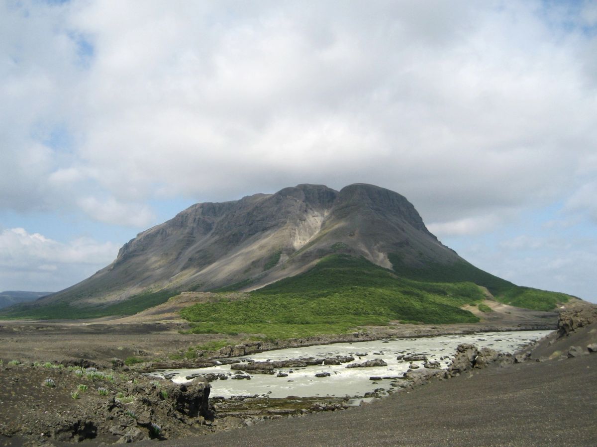 Búrfell og Búrfellsgjá