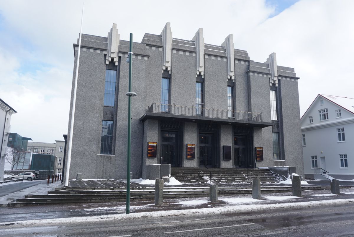 Þjóðleikhúsið (National Theatre of Iceland)