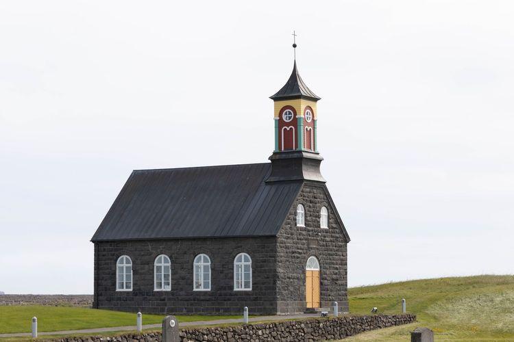 Hvalsneskirkja