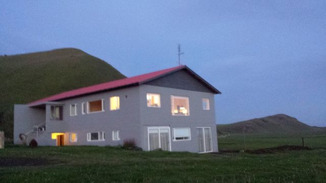 Farmhouse Lodge