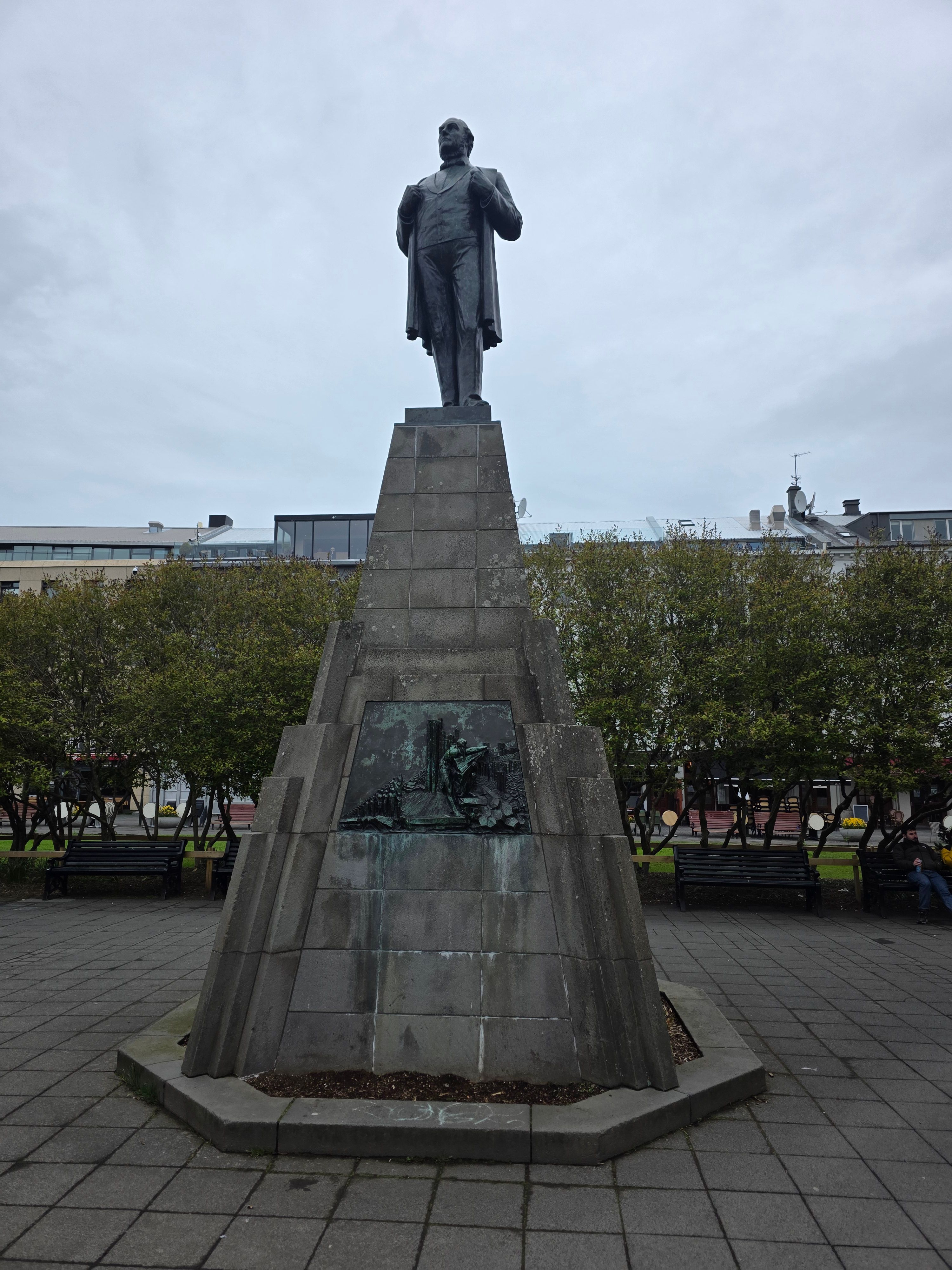 Austurvöllur photo 3