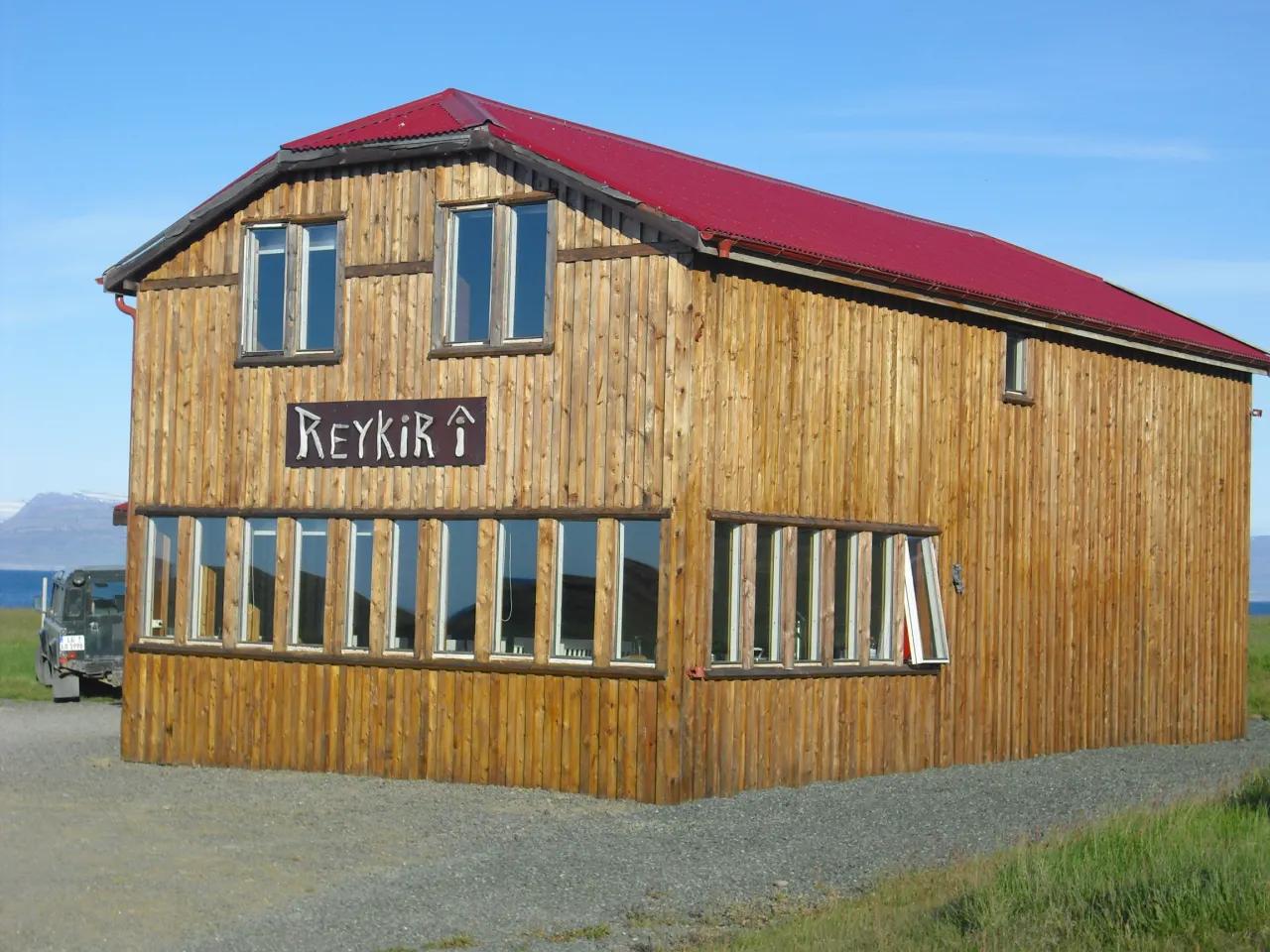 Grettislaug og Reykir Reykjaströnd Gistiheimili