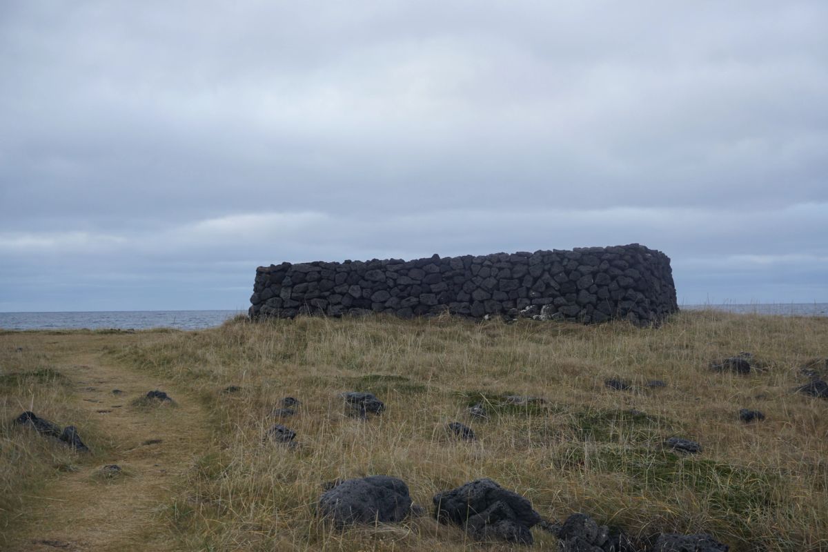 Írskabyrgi (Malarbyrgi) in snaefellsnes — photo 1