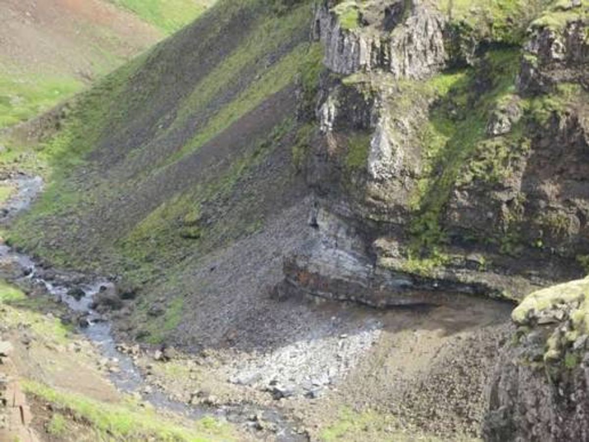 Surtarbrandsgil in westfjords