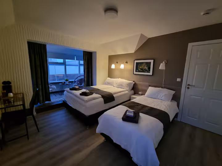 South - West Guesthouse