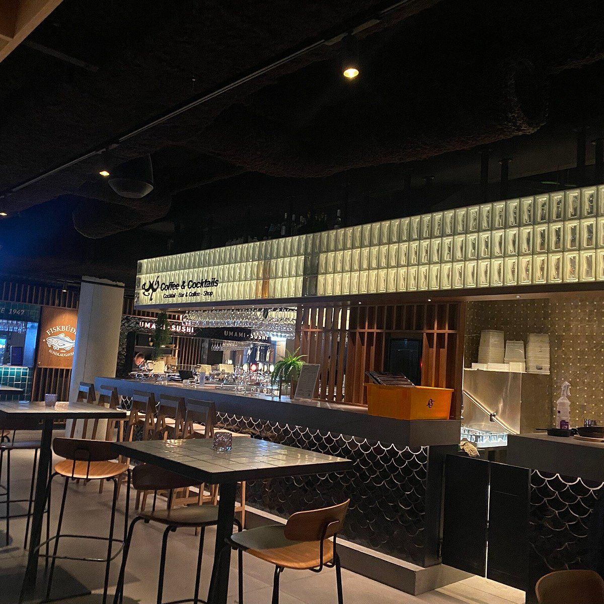 Hafnartorg Food Hall - Reykjavik