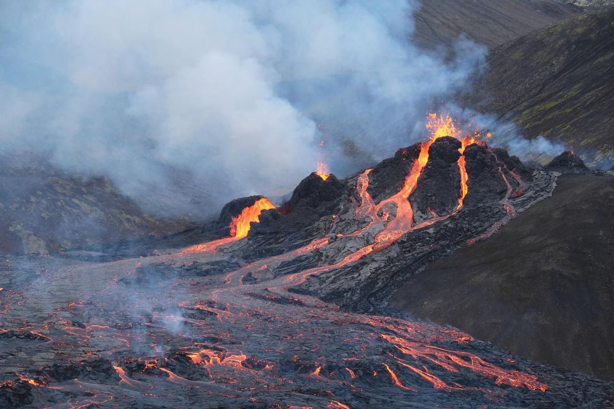 Kjalhraun Shield Volcano in highlands — photo 1