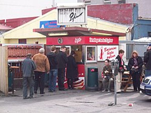 Bæjarins Beztu — Iceland's Most Famous Hot Dog Stand