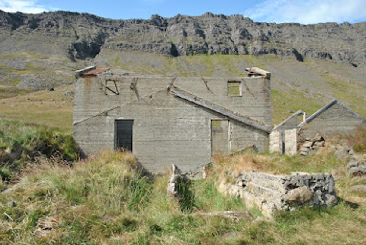 Uppsalir – Gísli of Selárdalur in westfjords
