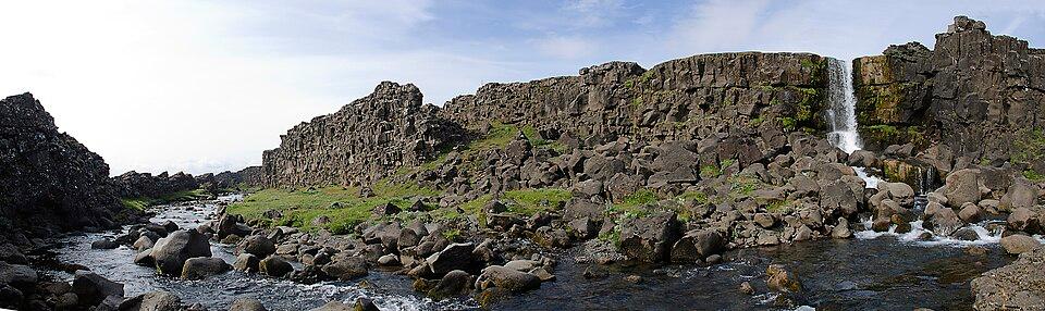 Öxarárfoss Waterfall — Þingvellir