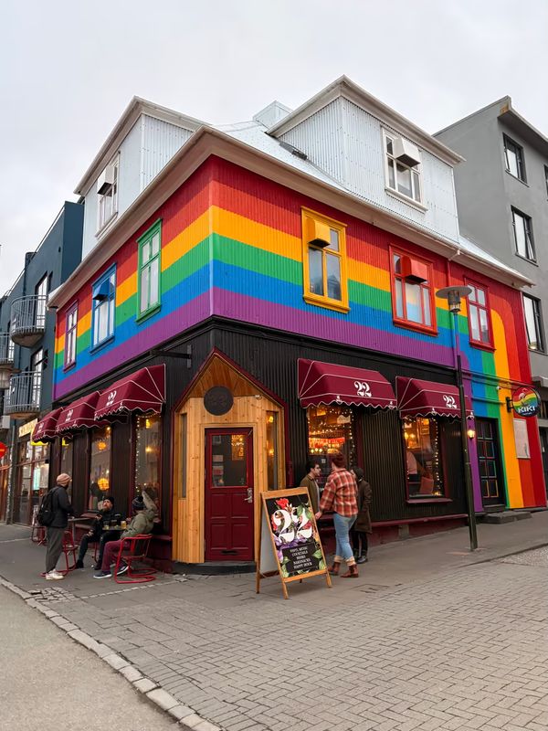 KíKí Queer Bar