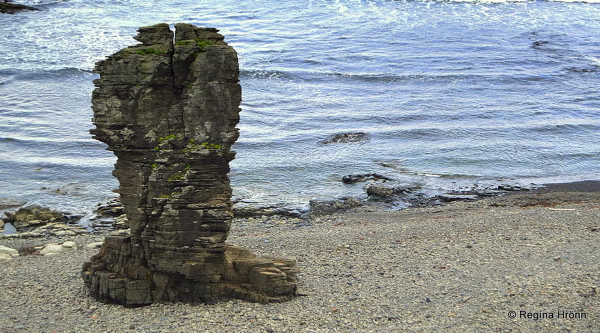Þrjátíudalastapi (Pilar de los Treinta Dólares) in westfjords