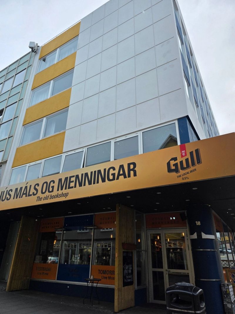 Hús Máls og Menningar - Reykjavik