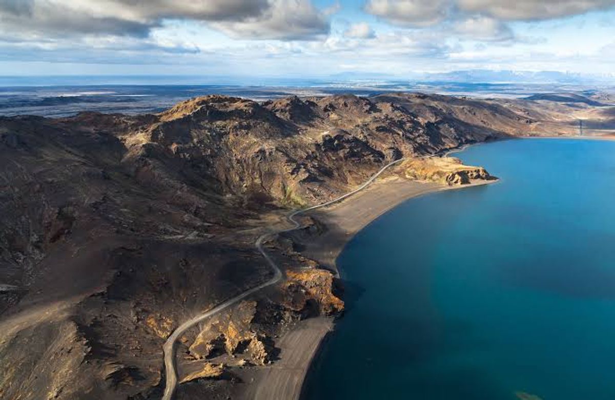 Sveifluháls in reykjanes — photo 1