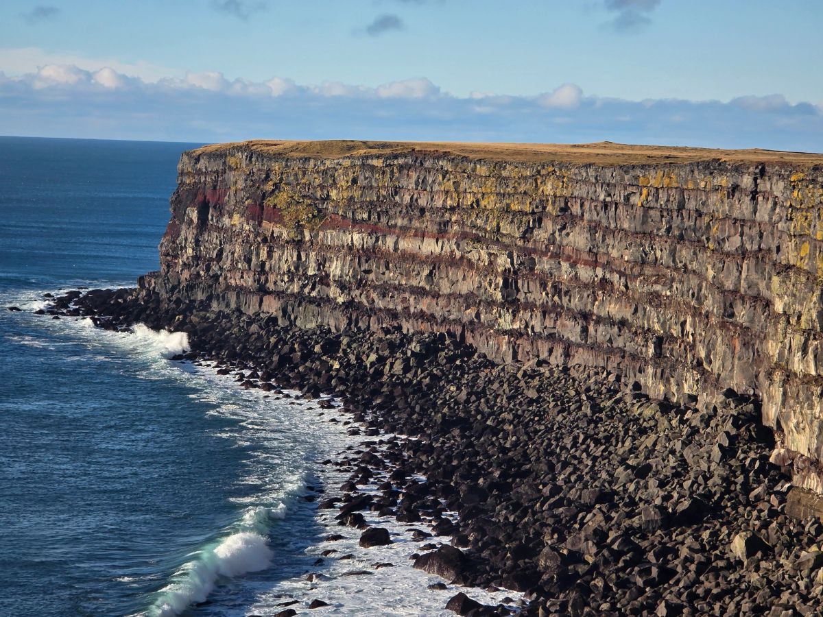 Krýsuvíkurbjarg — Reykjanes Bird Cliffs in reykjanes — photo 3