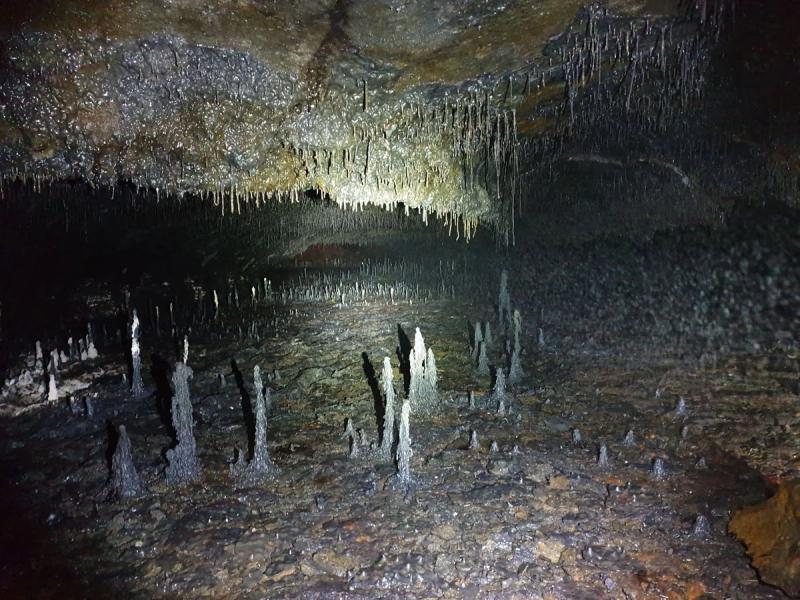 Arnesarhellir