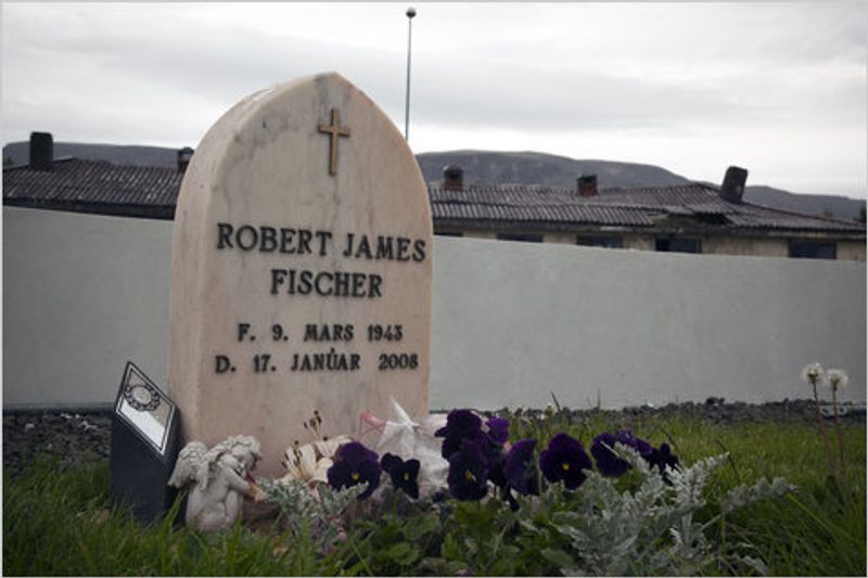 Bobby Fischer Grave