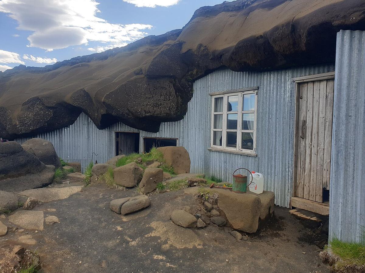 Laugarvatnshellar