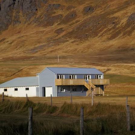Ferðaþjónustan Urðartindur