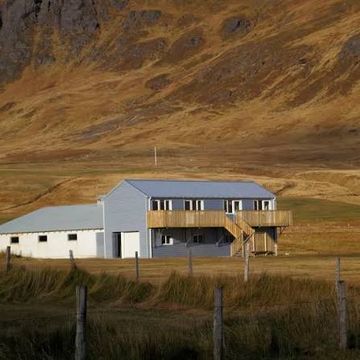 Ferðaþjónustan Urðartindur