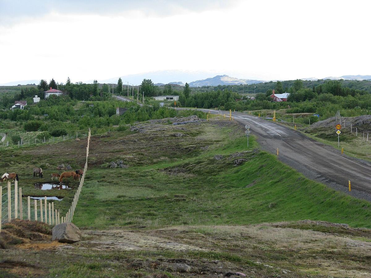 Eiðar