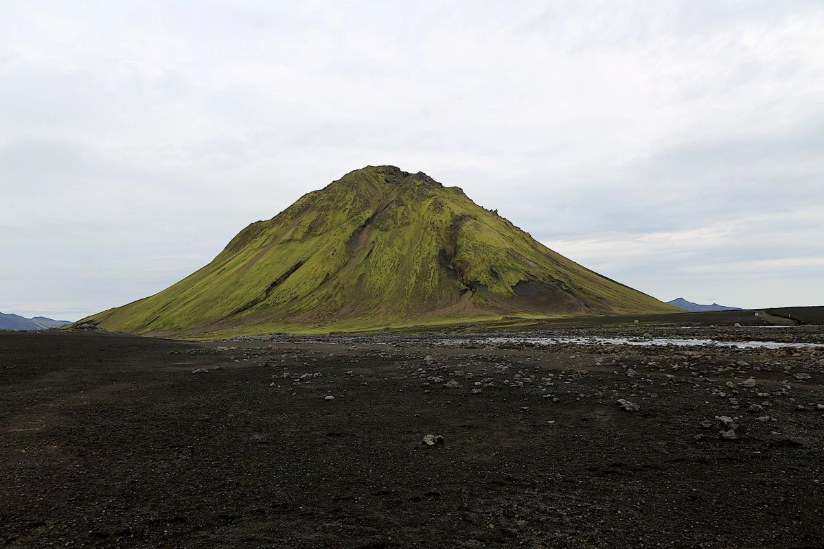 Mælifell — The Green Pyramid Volcano