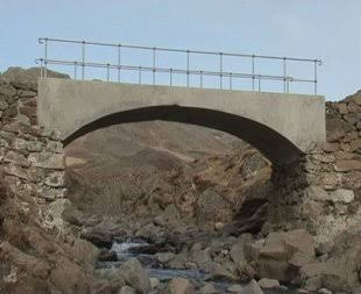 Puente sobre Bláskeggsá in west-iceland — photo 1