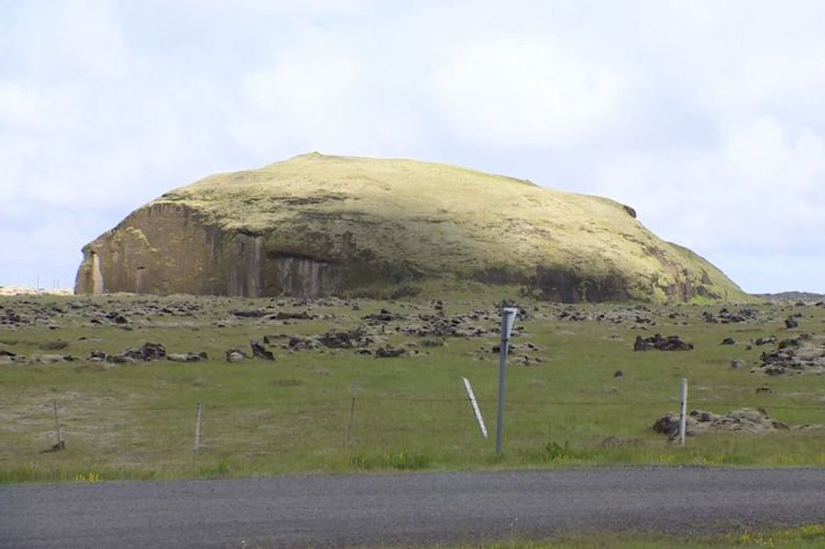 Orrustuhóll in west-iceland — photo 3