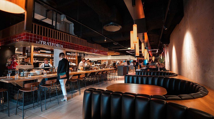 Hafnartorg Food Hall - Reykjavik
