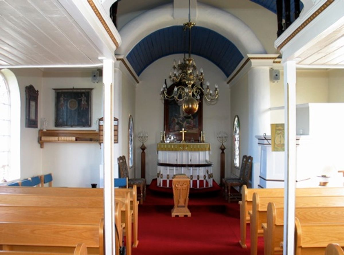Ingjaldshólskirkja in snaefellsnes — photo 2