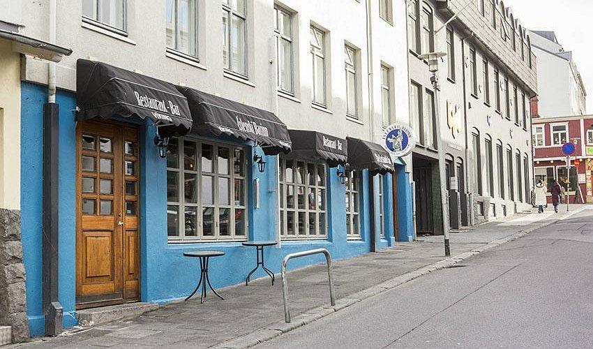 Íslenski Barinn (Icelandic Bar)