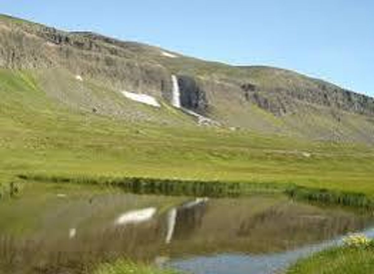 Möngufoss photo 1