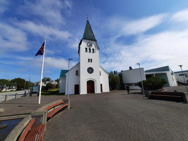Víðistaðakirkja