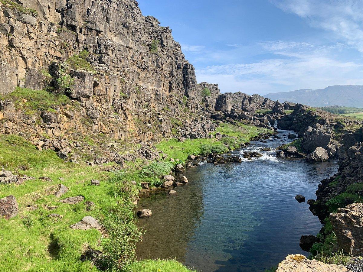 Almannagjá in golden-circle