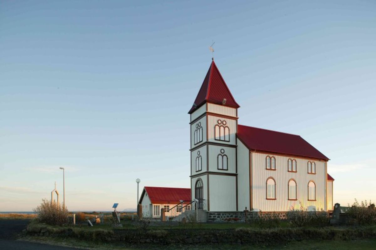 Kálfatjarnarkirkja