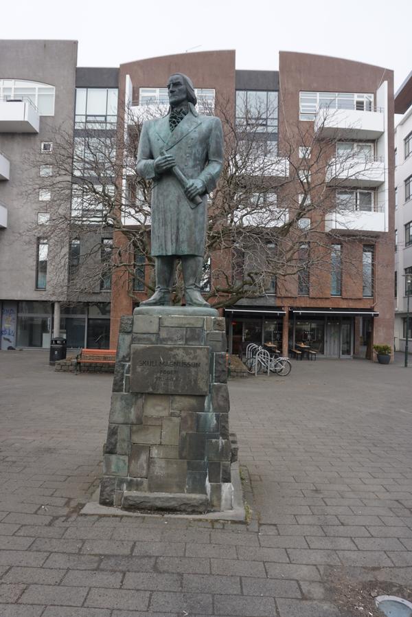 Skúli Magnússon