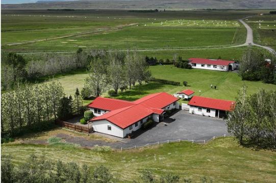 South Central Country Apartments