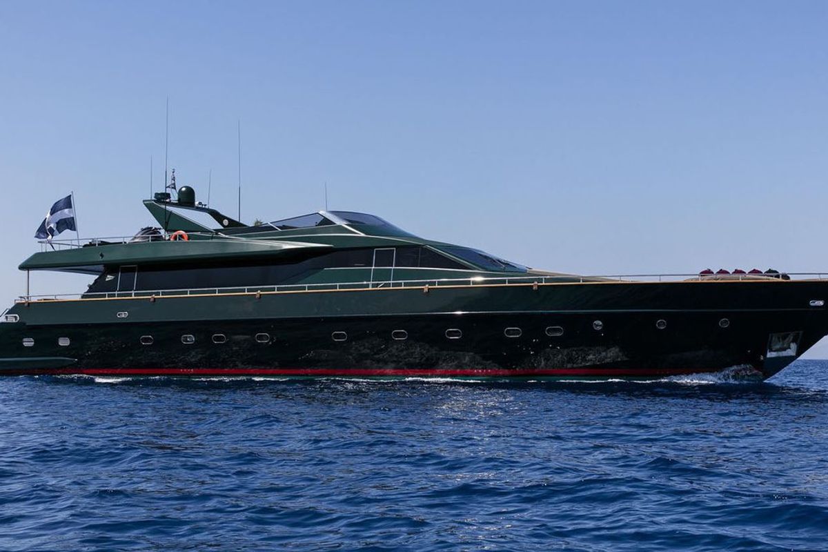 M/Y CAN'T REMEMBER image 1