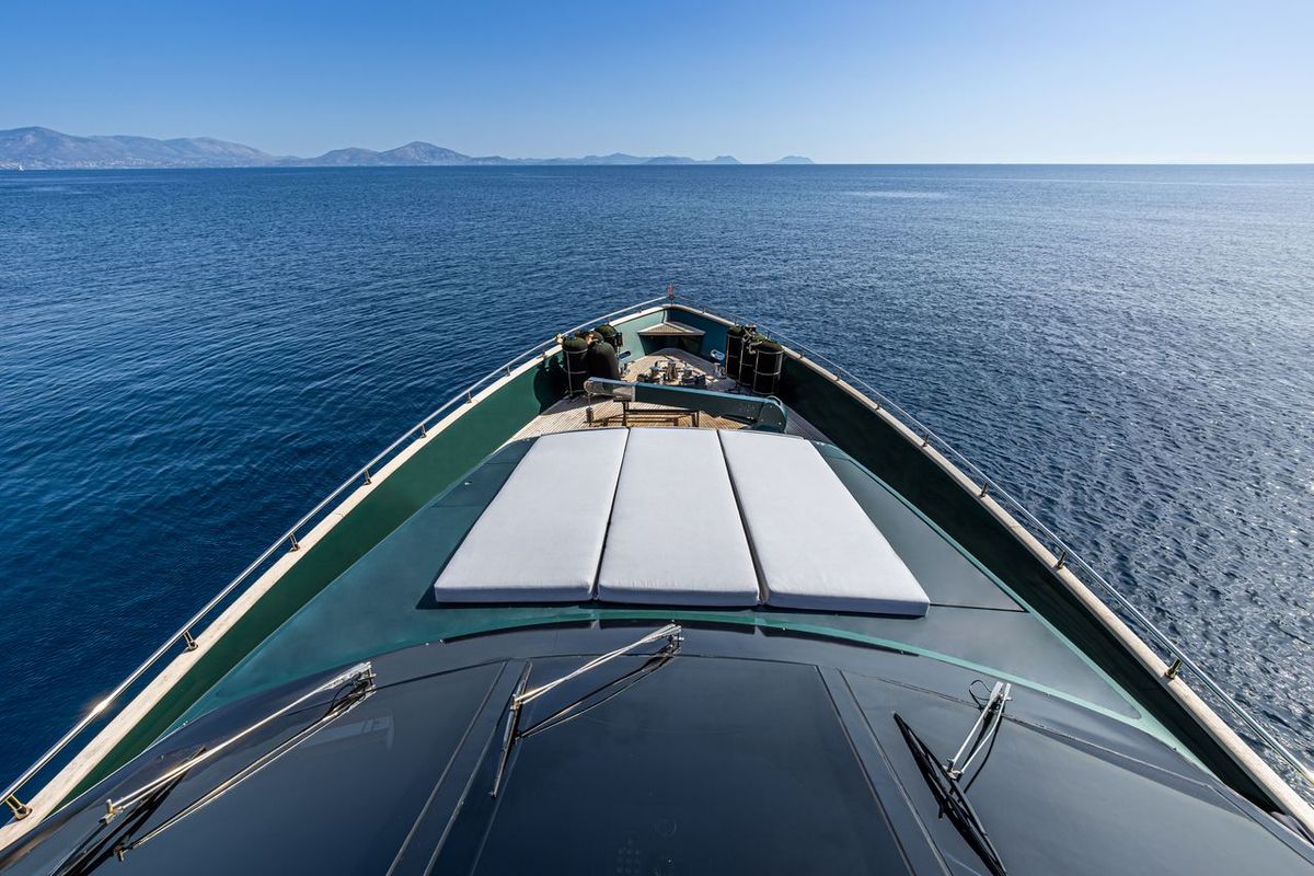 M/Y CAN'T REMEMBER image 7