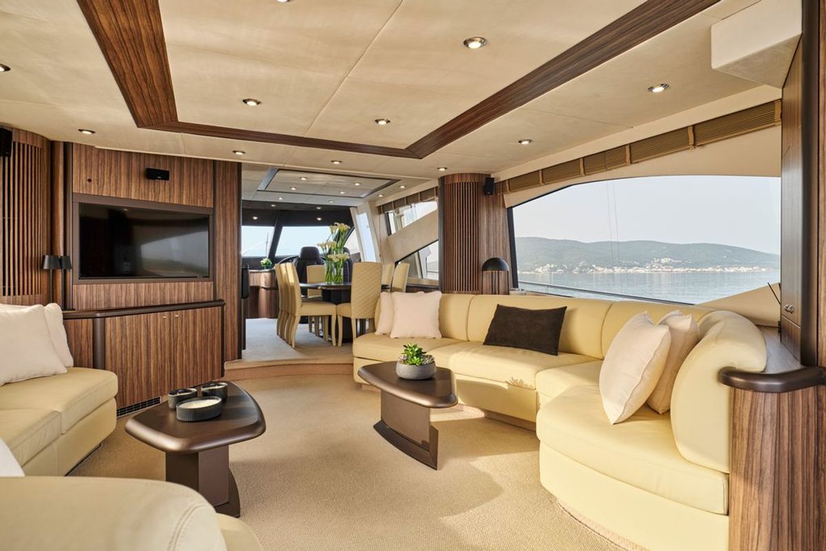 M/Y M FIVE image 13