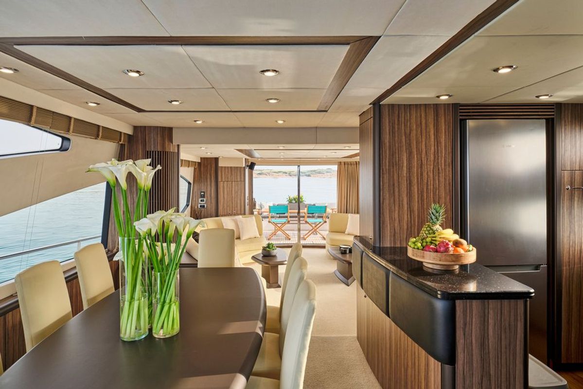 M/Y M FIVE image 14