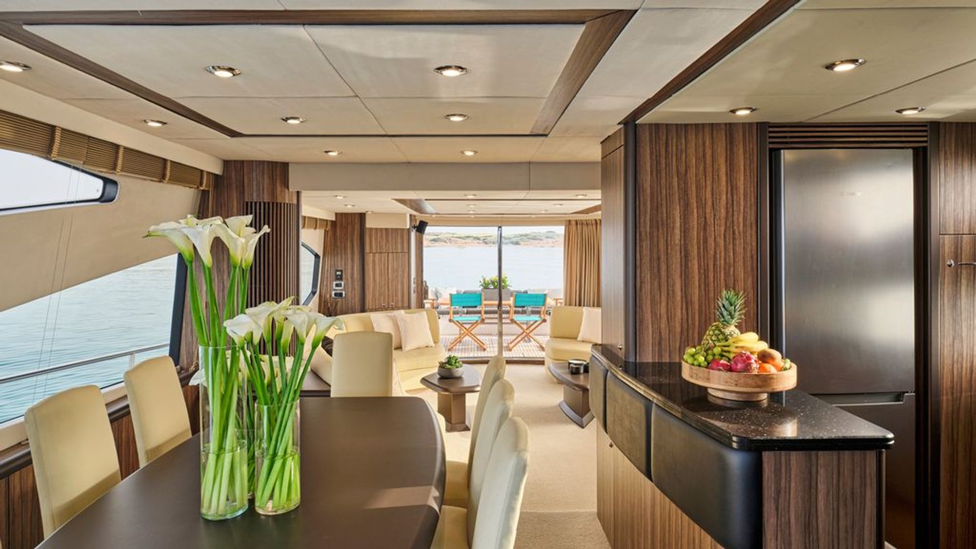 M/Y M FIVE