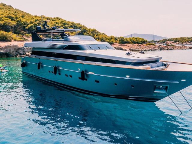 M/Y OVAL