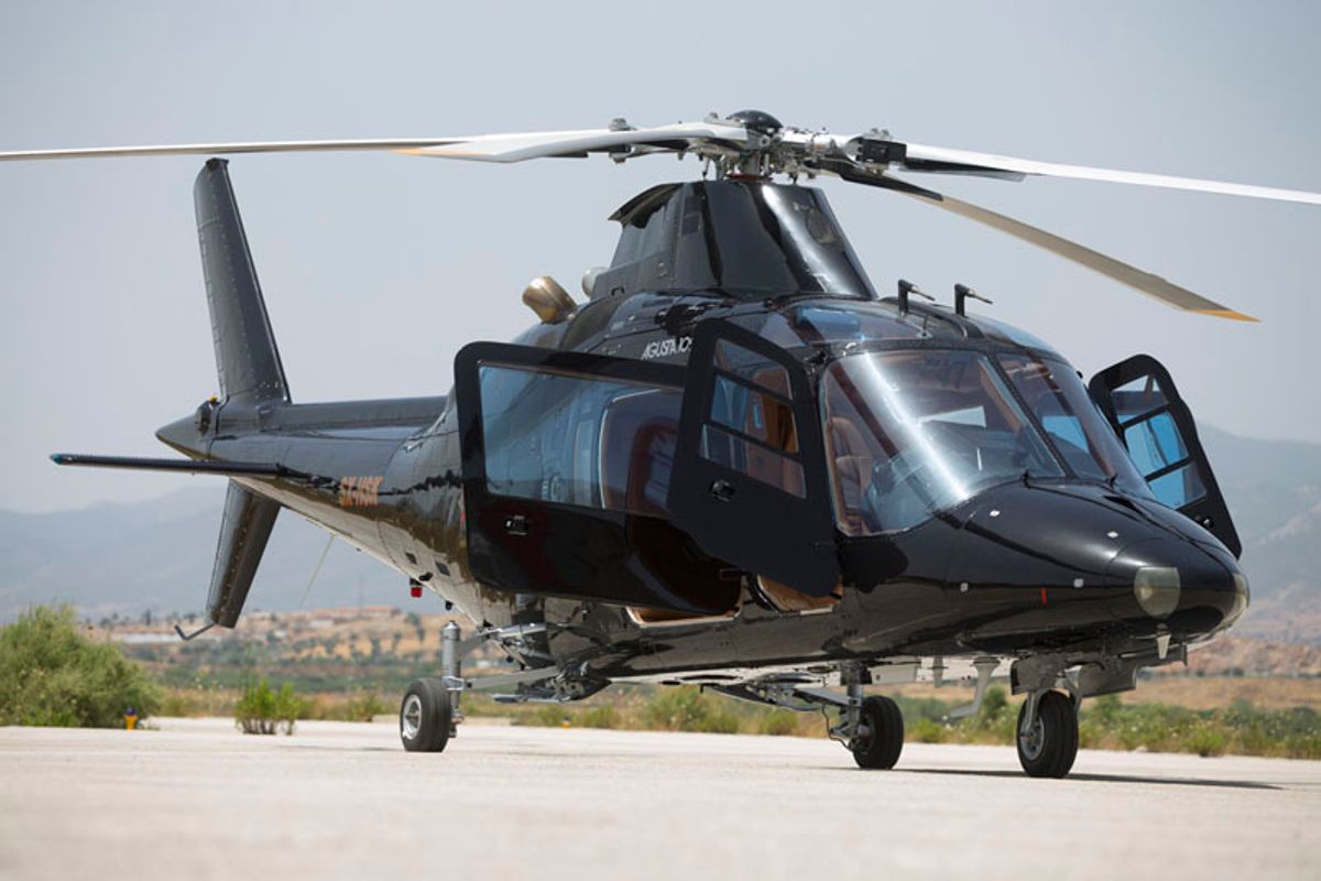 AGUSTA 109C image 1