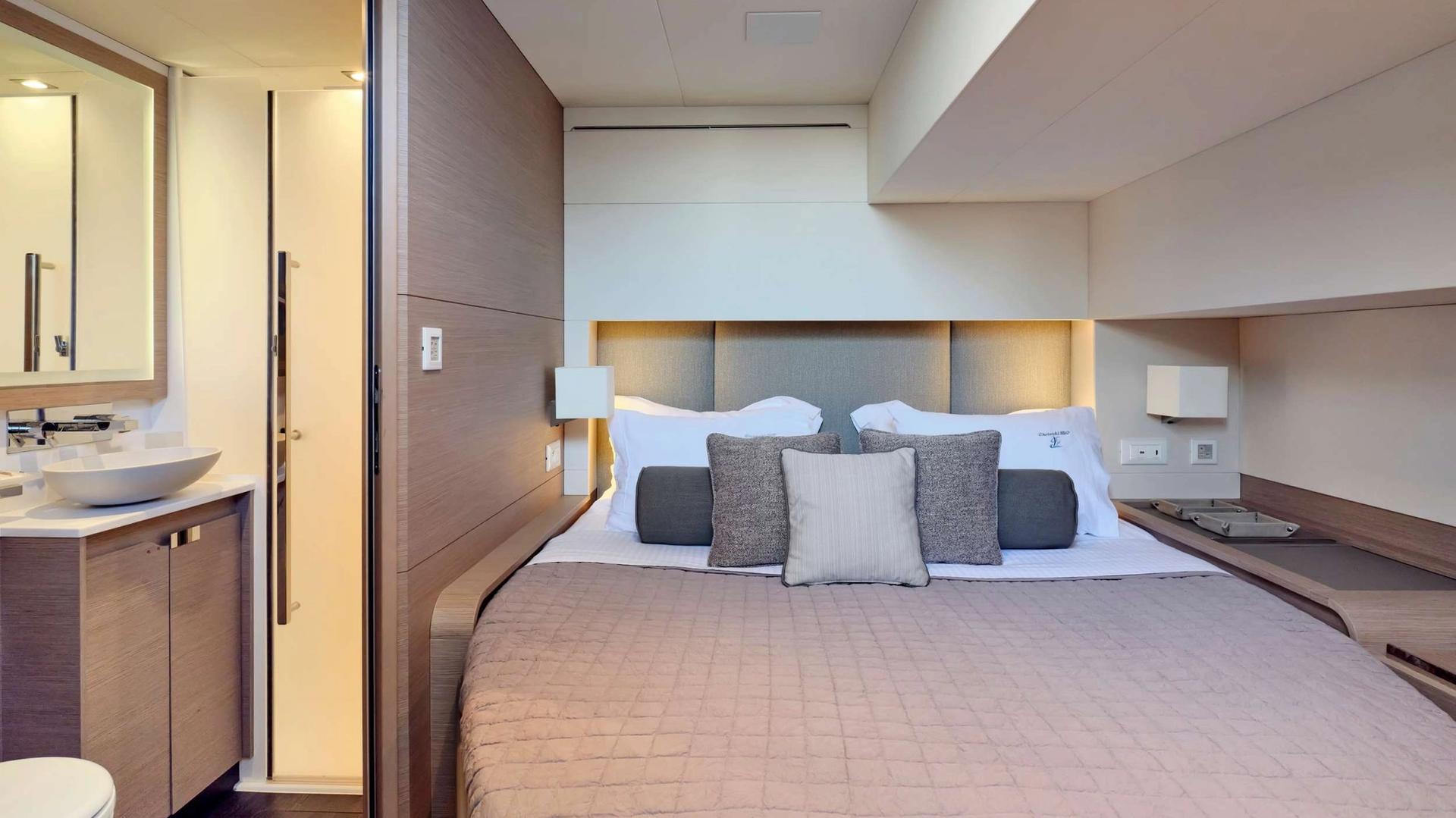 M/Y MAJESTY OF GREECE