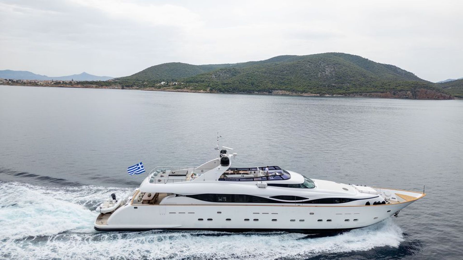 M/Y PAREAKI II