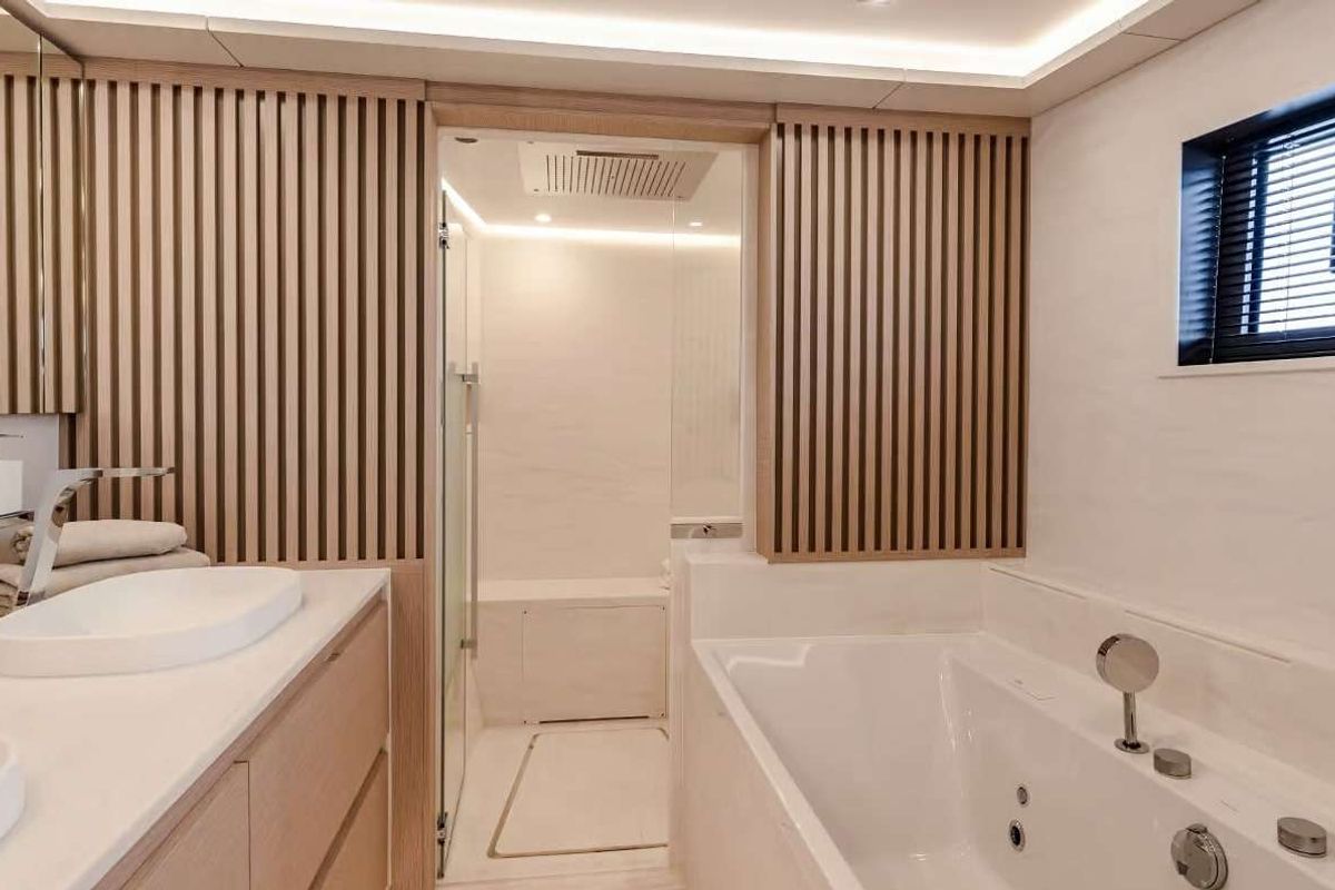 S/Y SOL MADININA image 8