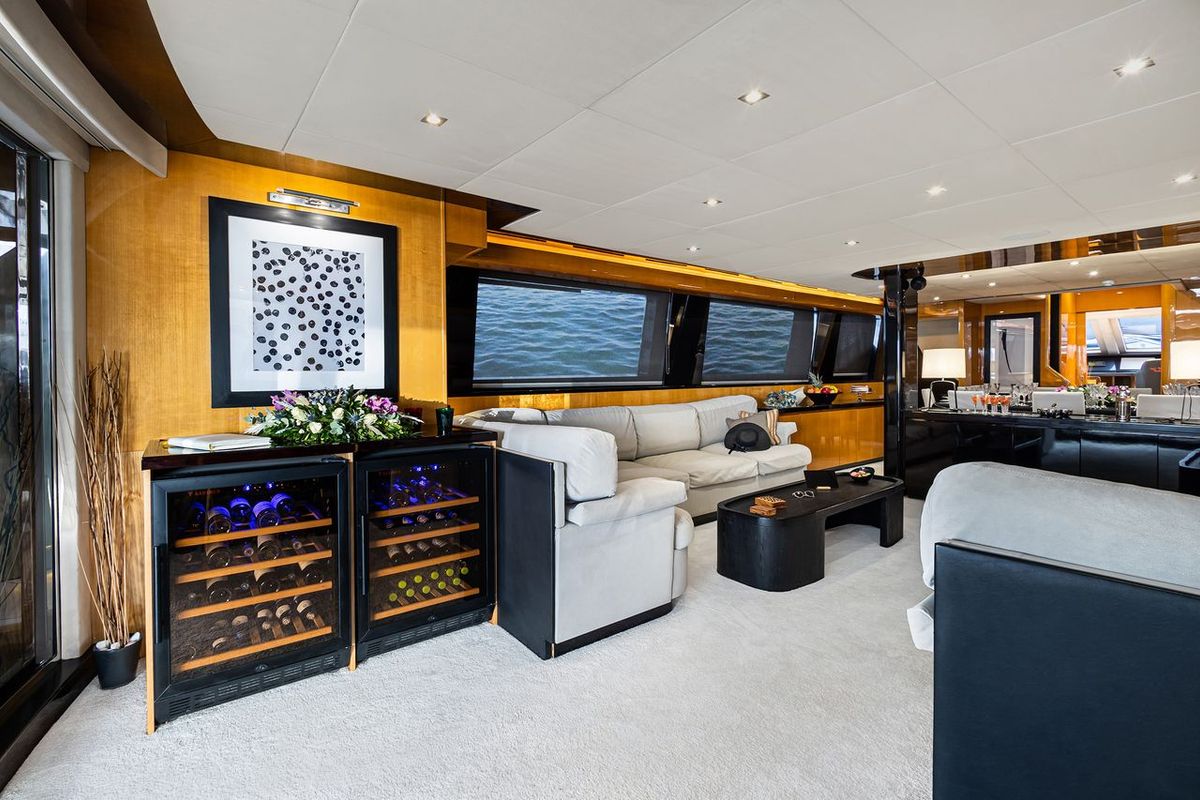 M/Y CAN'T REMEMBER image 12